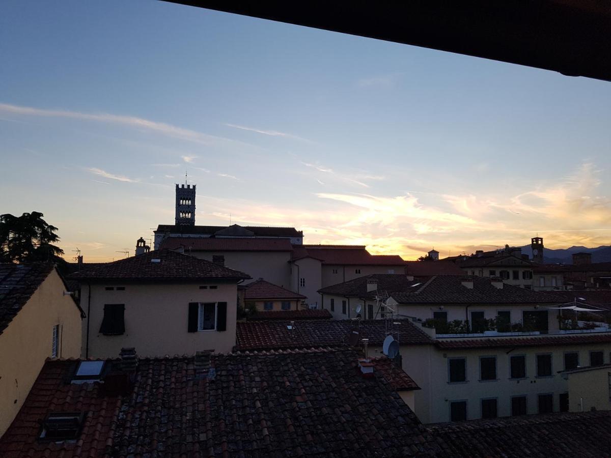 La Terrazza Fra Le Torri Apartment Lucca Exterior foto
