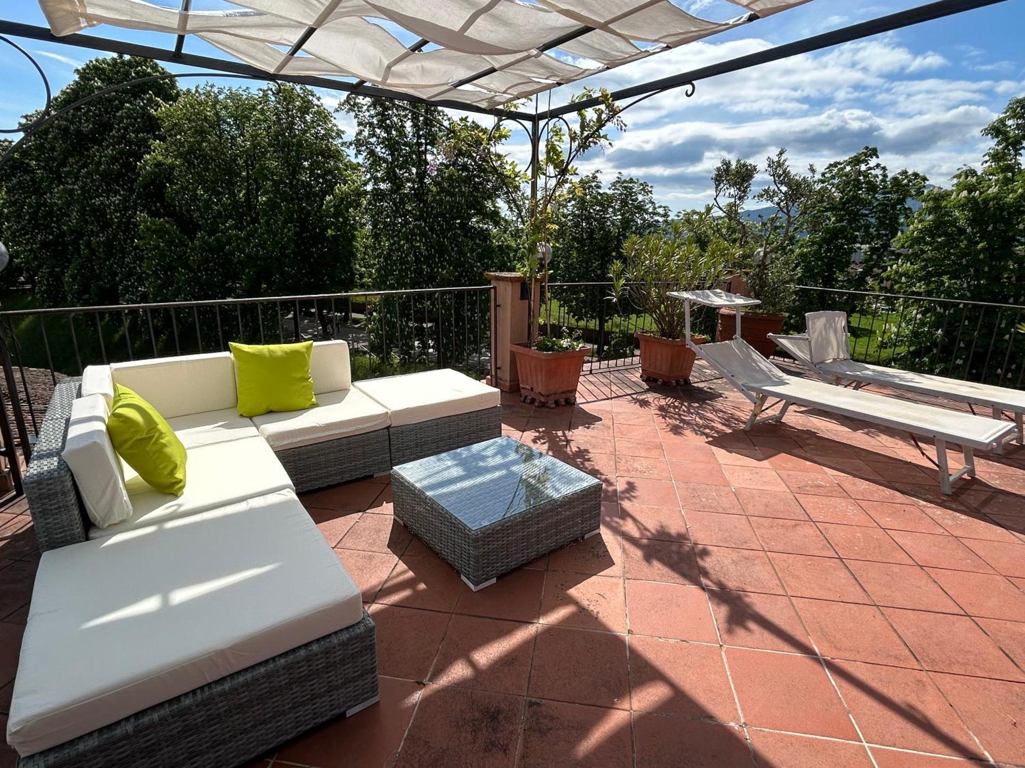 La Terrazza Fra Le Torri Apartment Lucca Exterior foto